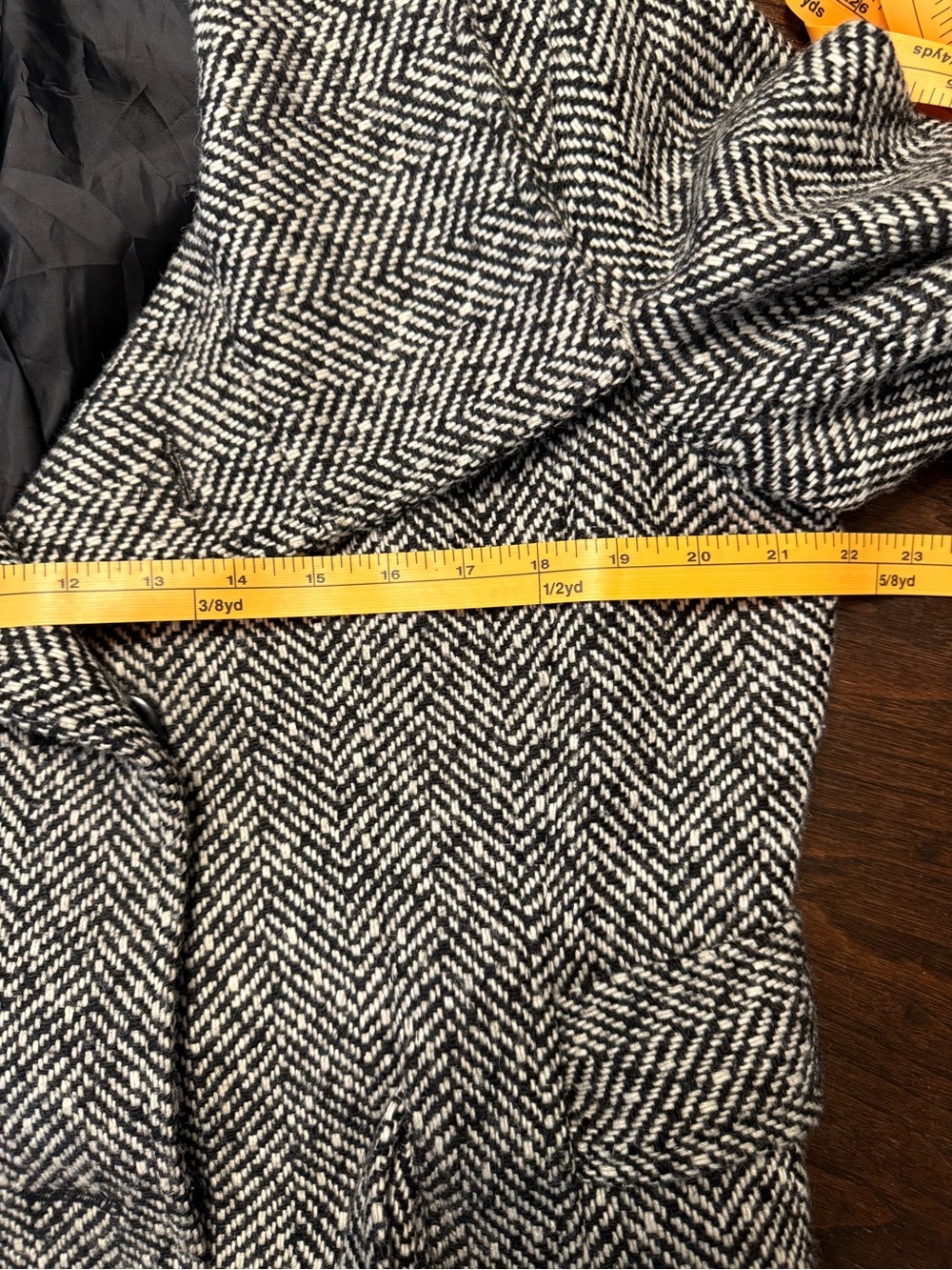 Jones NY Tweed Peacoat 14 Black White Herringbone Belted WoolBlend Coat Academia - Picture 14 of 16